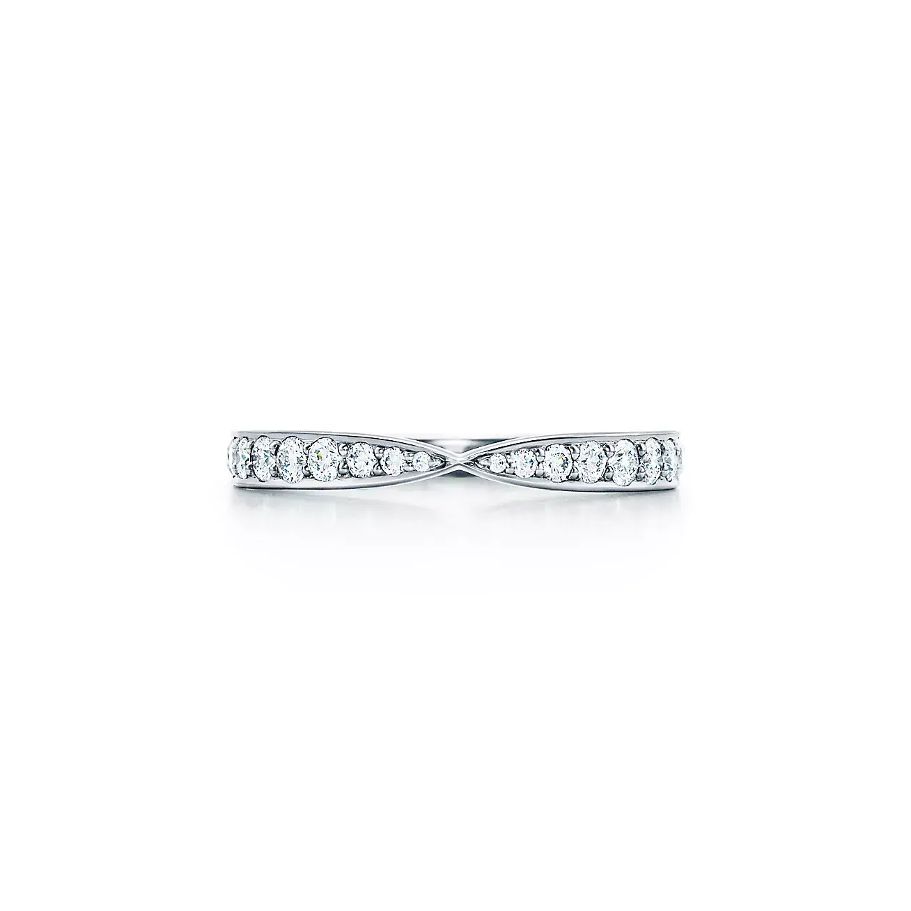 

Кольцо Tiffany & Co. Harmony Band, 1,8 мм, платина/бриллианты