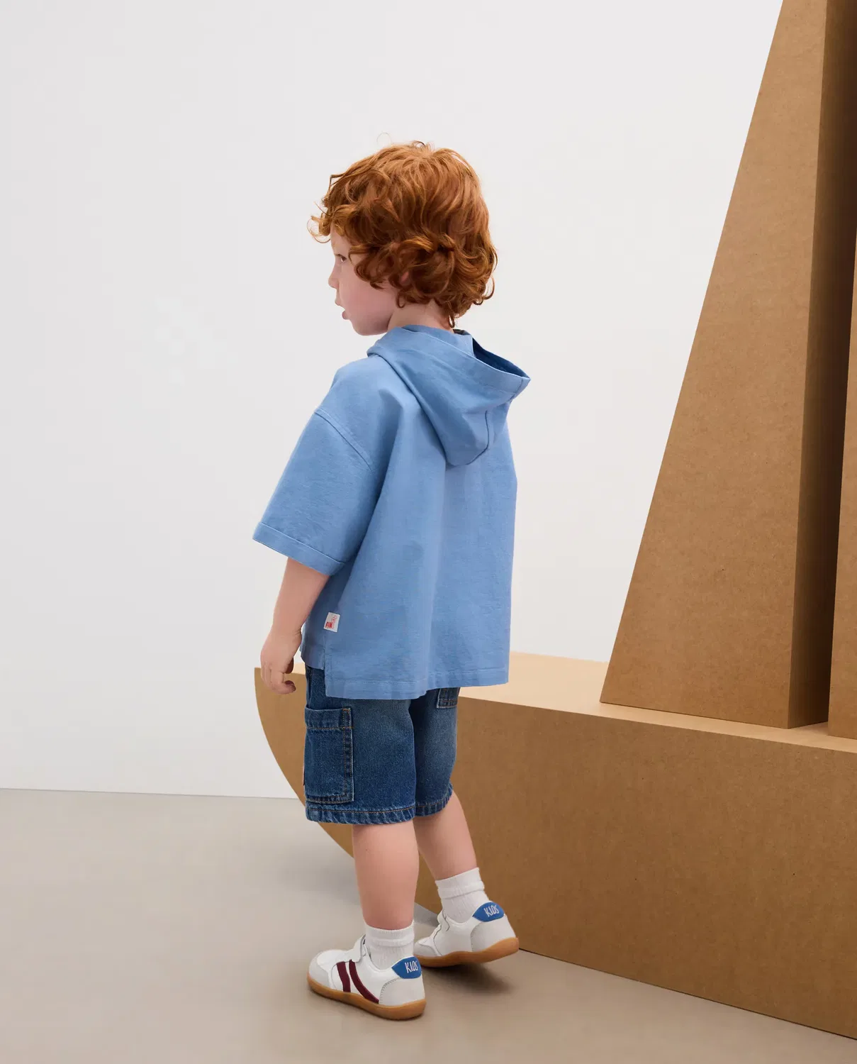Детская рубашка для мальчиков с коротким рукавом и капюшоном Kids El Corte Inglés, 400 Azul — фото 3