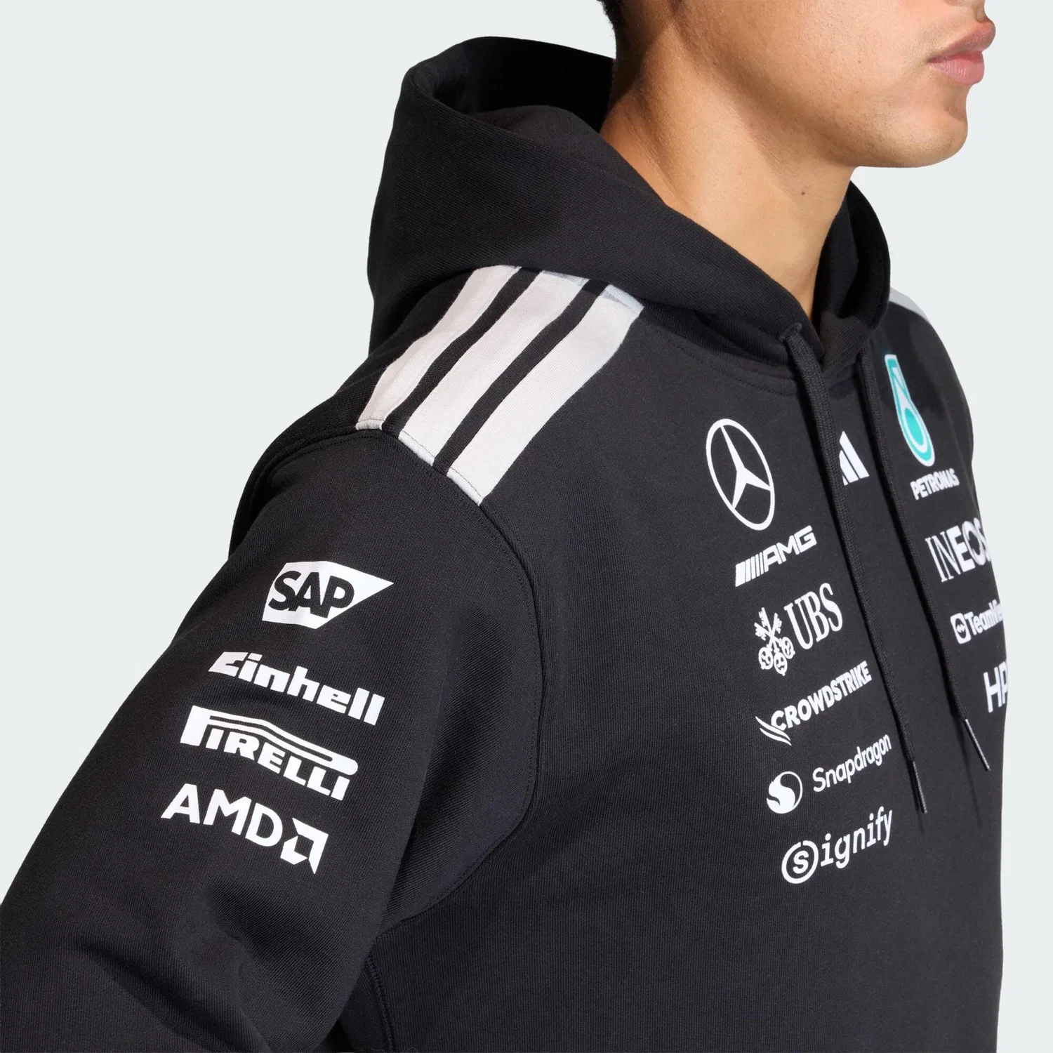 Мужской худи свободного кроя Mercedes-AMG Petronas Formula 1 Team Driver Hoodie Adidas, Schwarz — фото 4