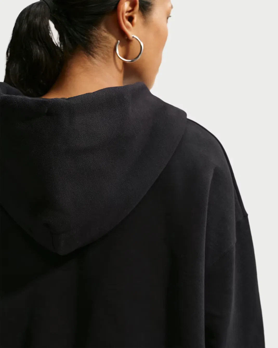 Женская толстовка оверсайз на молнии Nike Studio Fleece Medium Weight, Total Black/Sail — фото 2