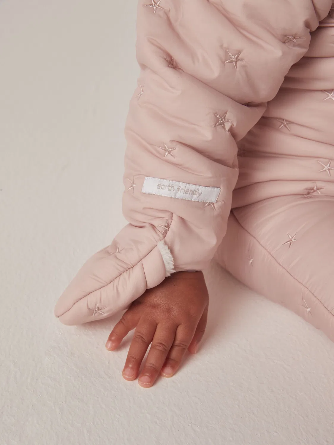 Комбинезон стеганый Star Quilted Pramsuit The White Company, розовый — фото 4