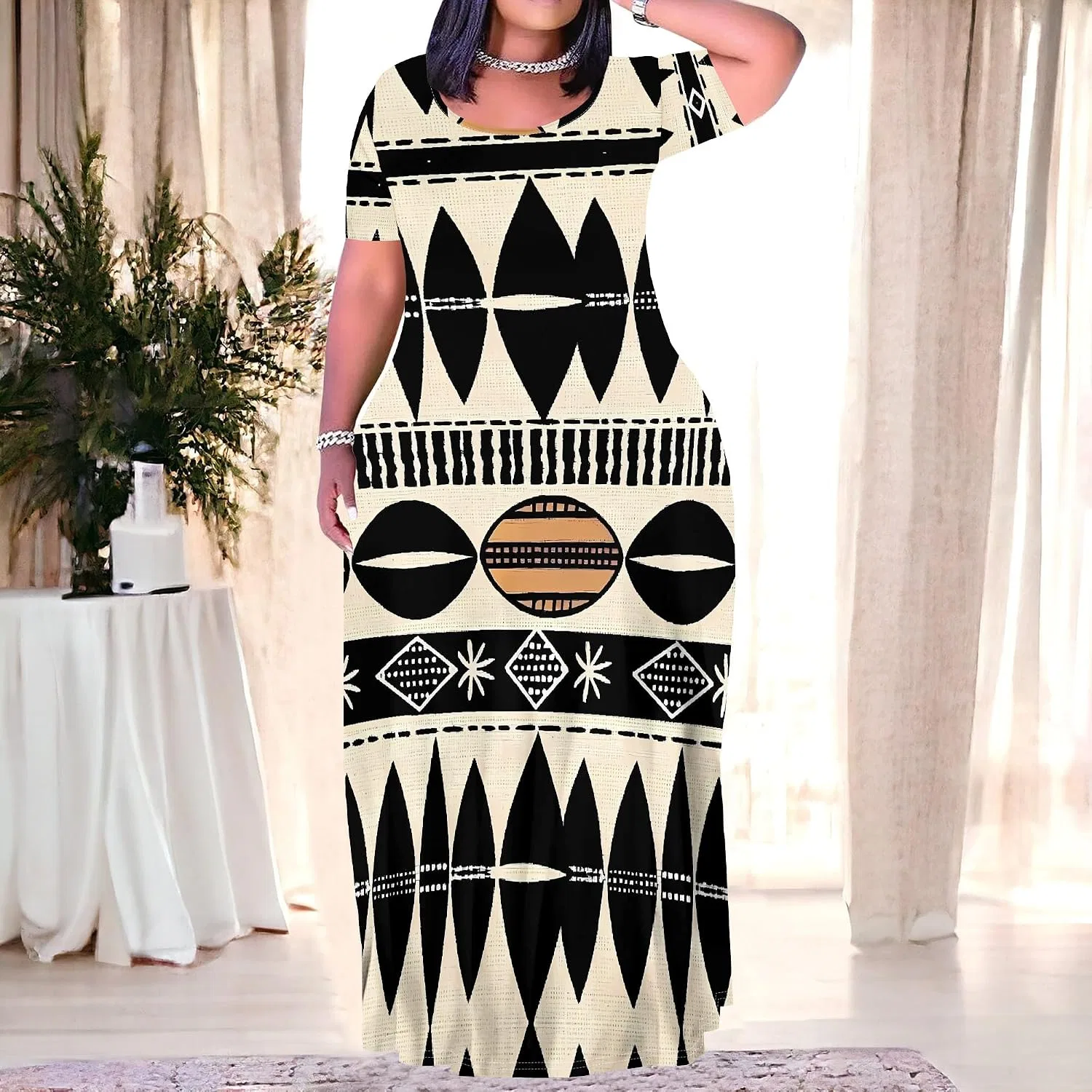 Женское летнее платье-футболка с принтом, без рукавов, с карманами, бежевый/чёрный — фото 2