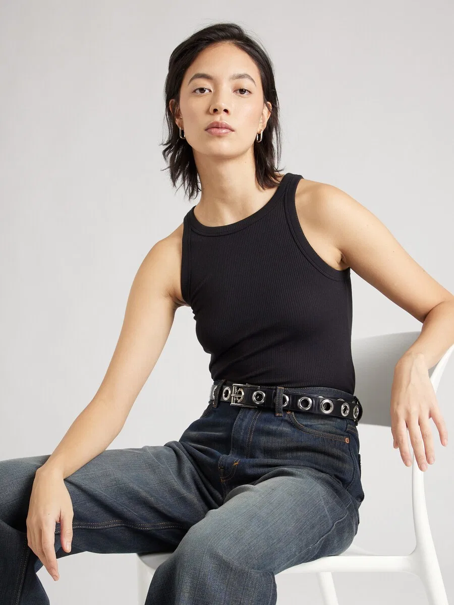 Майка LEVI'S 'Dreamy Tank Top' черного цвета — фото 2