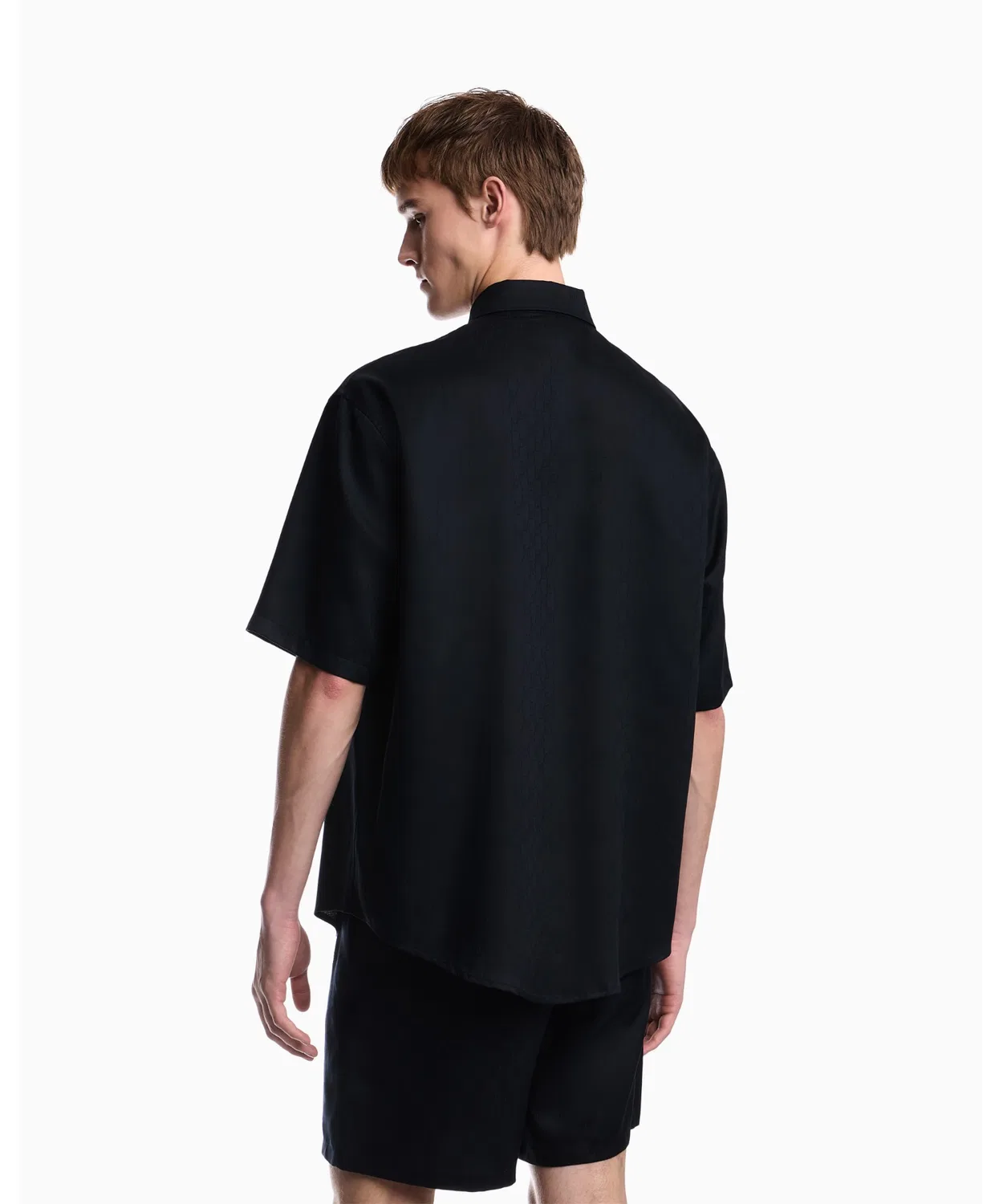 Мужская рубашка с коротким рукавом из лиоцелла Emporio Armani, Regular Fit, модель Emporio Armani — фото 2