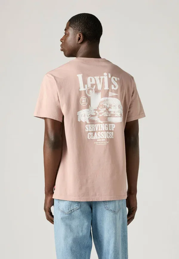 Футболка Levi'S, модель Lse_Ss relaxed fit tee boxtab 5in black, цвет черный — фото 4