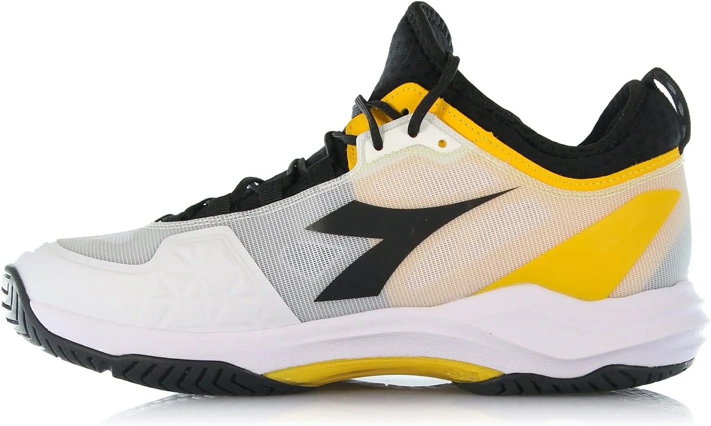Мужские теннисные кроссовки Diadora Speed Blueshield Fly 3+Ag для игры в любых шортах, белые с оранжевым принтом — фото 4