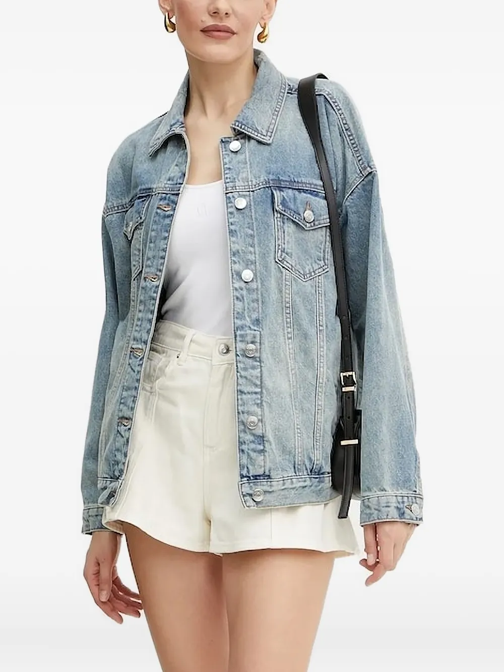 

Джинсовая куртка на пуговицах Armani Exchange, синий