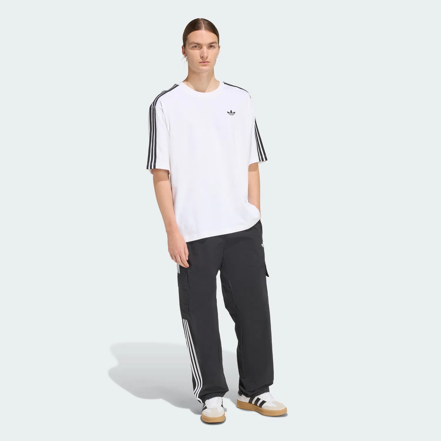 Мужская оверсайз футболка Adicolor 3-Stripes белого цвета от Adidas — фото 3