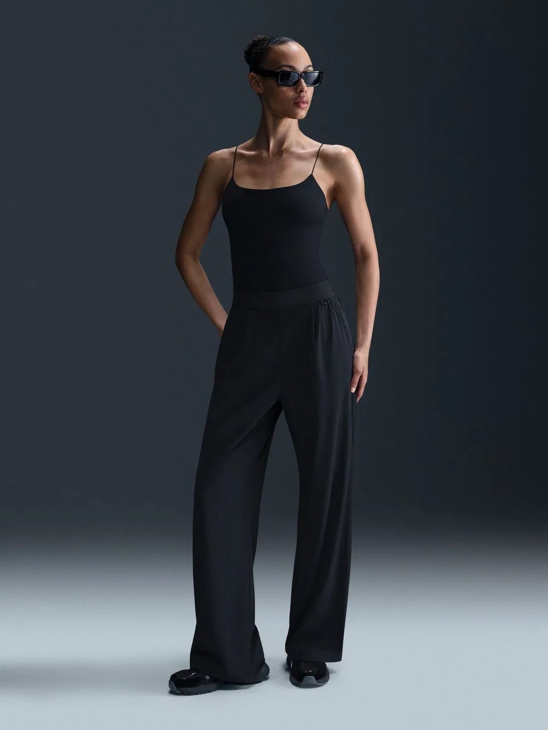 Брюки свободного кроя Nike 24.7 PerfectStretch Dri-FIT, черный