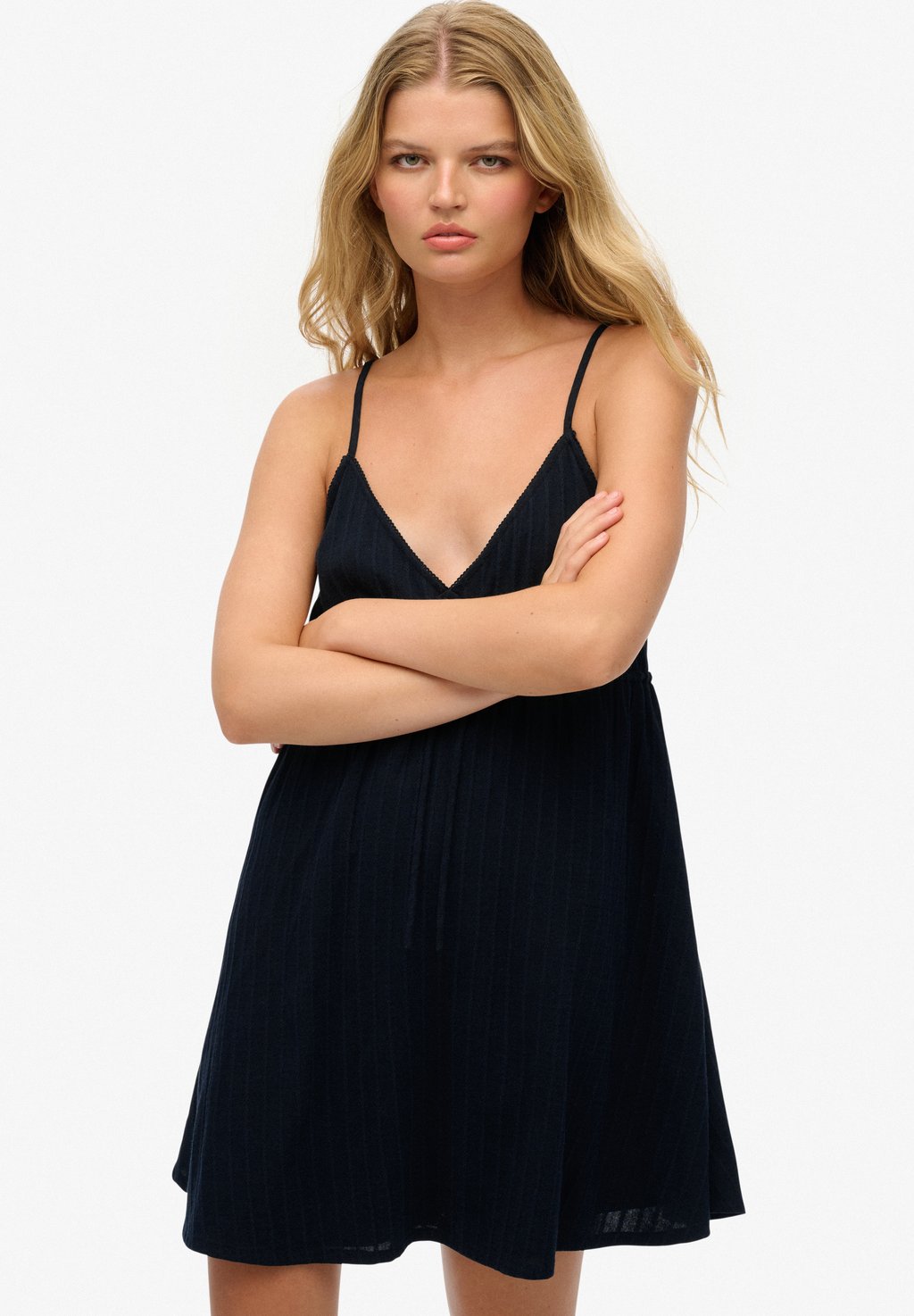 

Повседневное платье TEXTURED CAMI MINI Superdry, синий