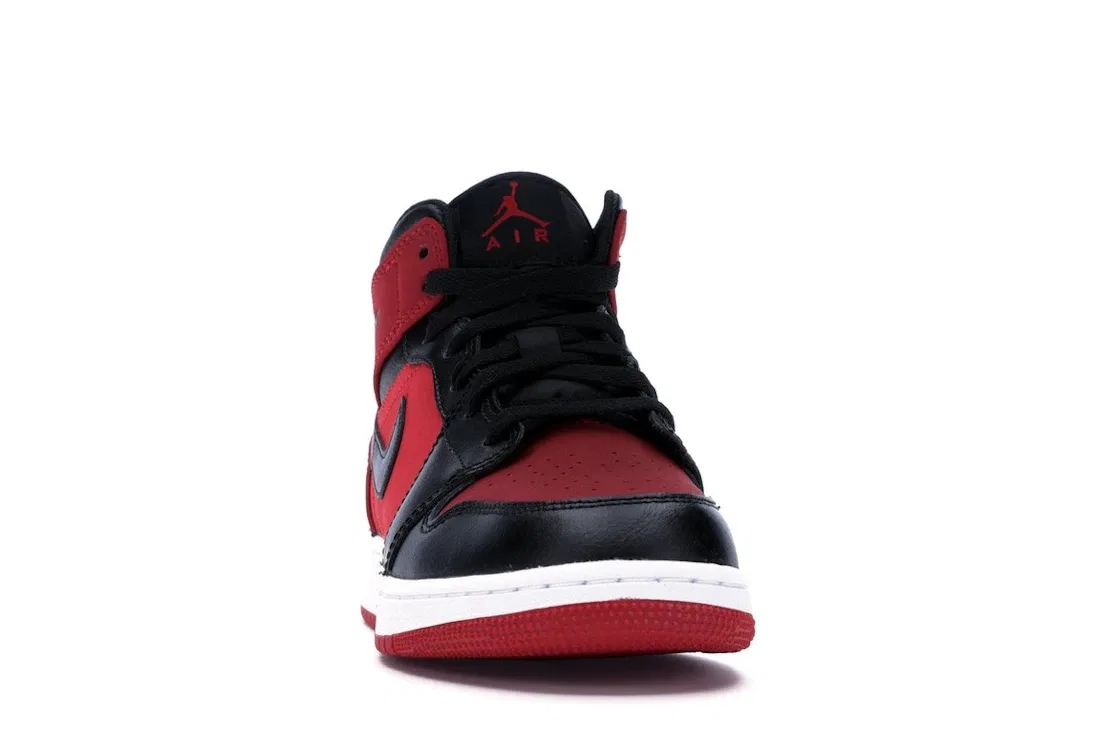 Детские кроссовки для мальчиков с патент-кожей Jordan 1 Mid Jordan, Gym Red/Black-White — фото 2