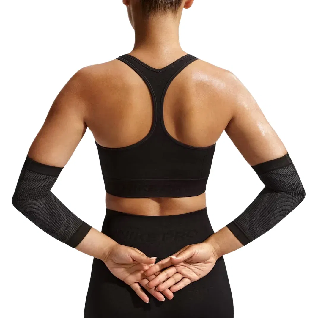 Женская футболка Pro Seamless Dri-FIT Cropped Tank Top 'Black' Nike, черный — фото 2