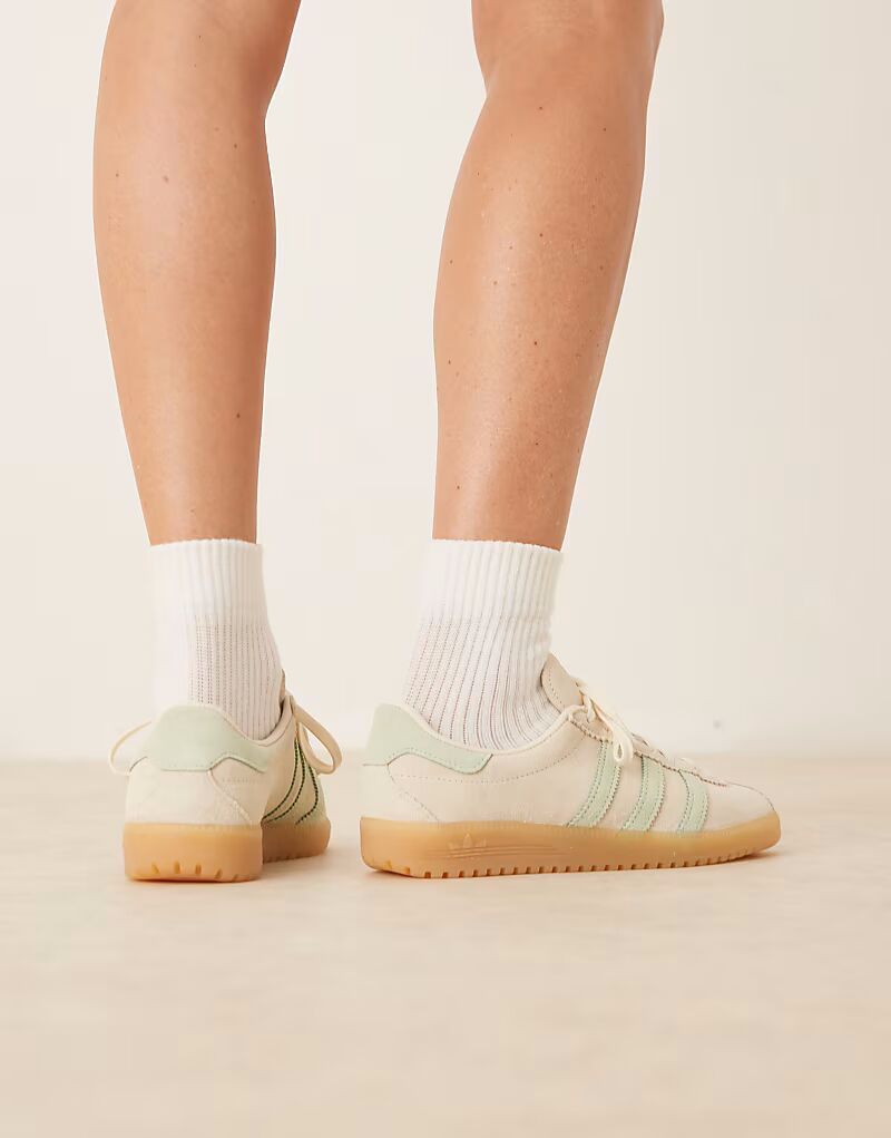 Кроссовки Adidas Originals Bermuda кремового и светло-зеленого цветов — фото 3