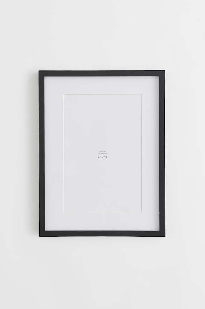 

Деревянная рамка для фотографий H&M, 30x40 см, черный