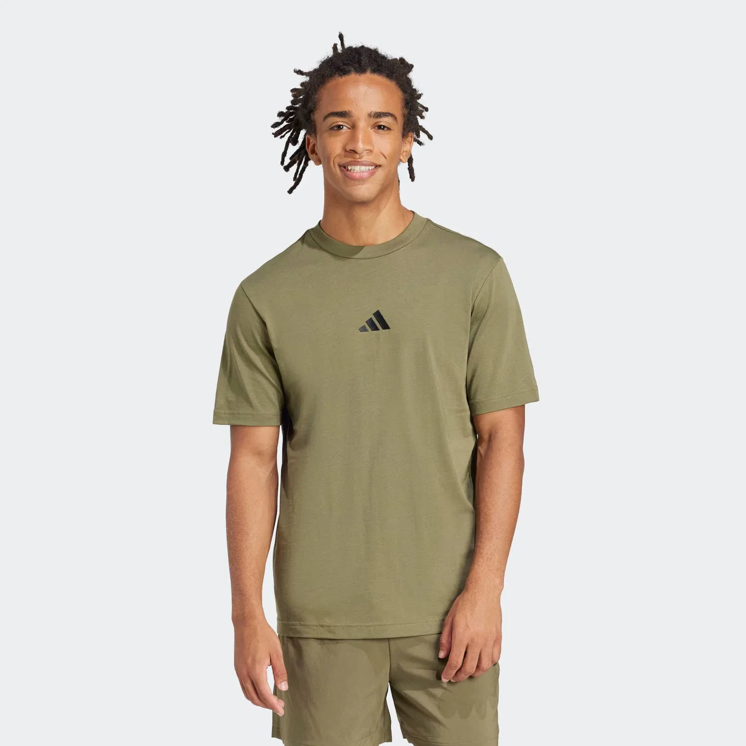 Детская хлопковая трикотажная футболка с логотипом Adidas Sportswear, Olive Strata/Black — фото 2