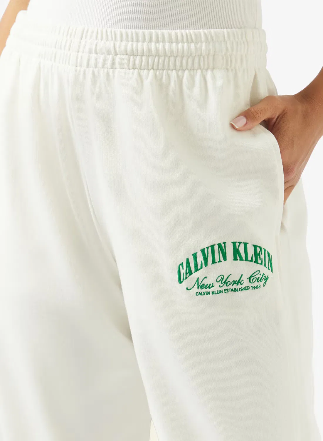 Пижамные брюки из хлопкового джерси с манжетами Calvin Klein, тофу — фото 4