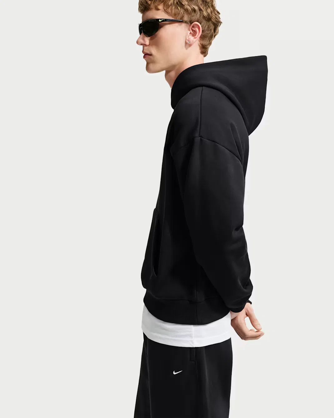 Мужская толстовка с капюшоном Nike Solo Fleece, Total Black/Sail — фото 3