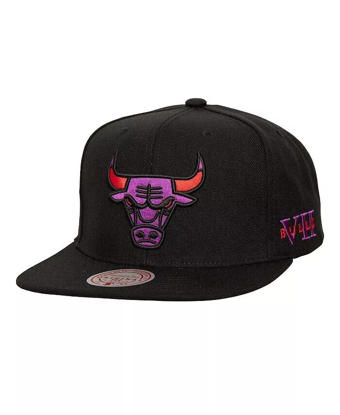 

Мужская белая/фиолетовая кепка Chicago Bulls Core Snapback Mitchell & Ness, белый