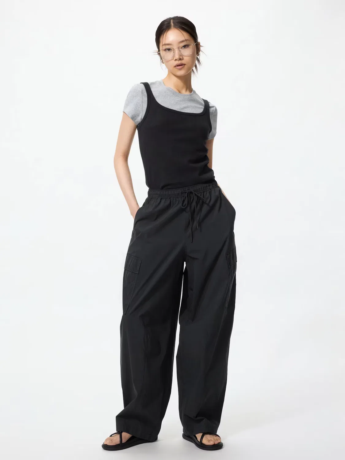 Брюки Uniqlo, рабочие, с удлиненным кроем, черный