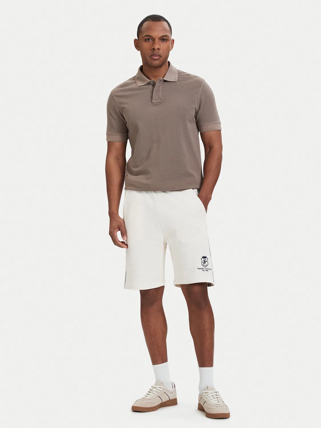 Мужские спортивные шорты свободного кроя Crest Embroidery Tommy Hilfiger, светло-бежевый — фото 2