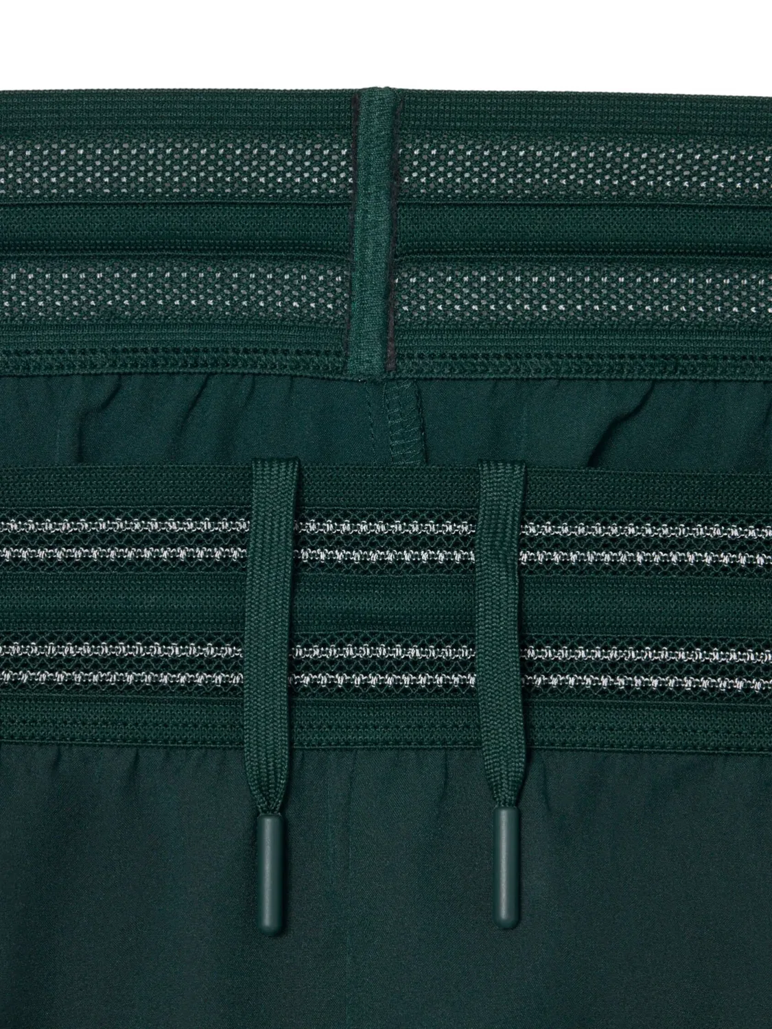 Шорты с нашивкой-логотипом зеленые Lacoste, зеленый — фото 2