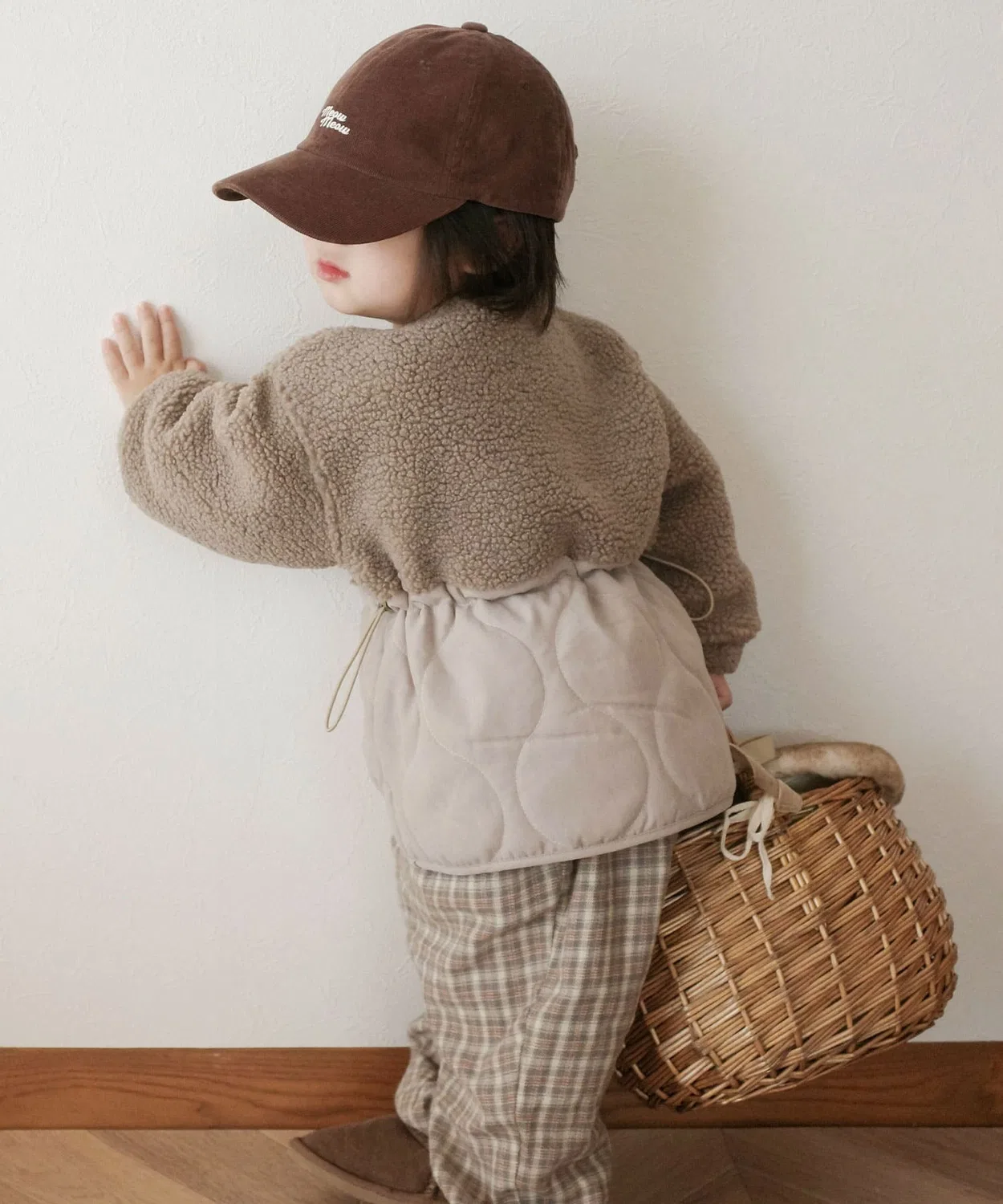 Детское пальто с капюшоном на пуговицах, стеганое, средней длины NOAHL, Greysh Beige