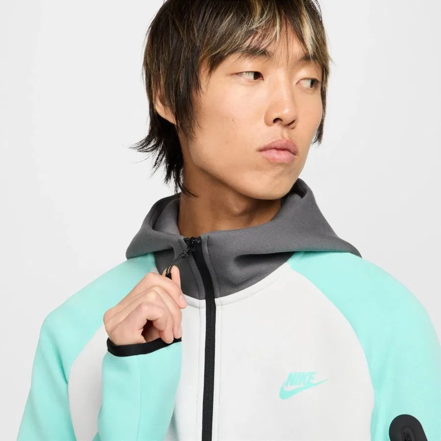 Мужской свитшот с капюшоном Nike Tech Fleece Windrunner, Серый — фото 3