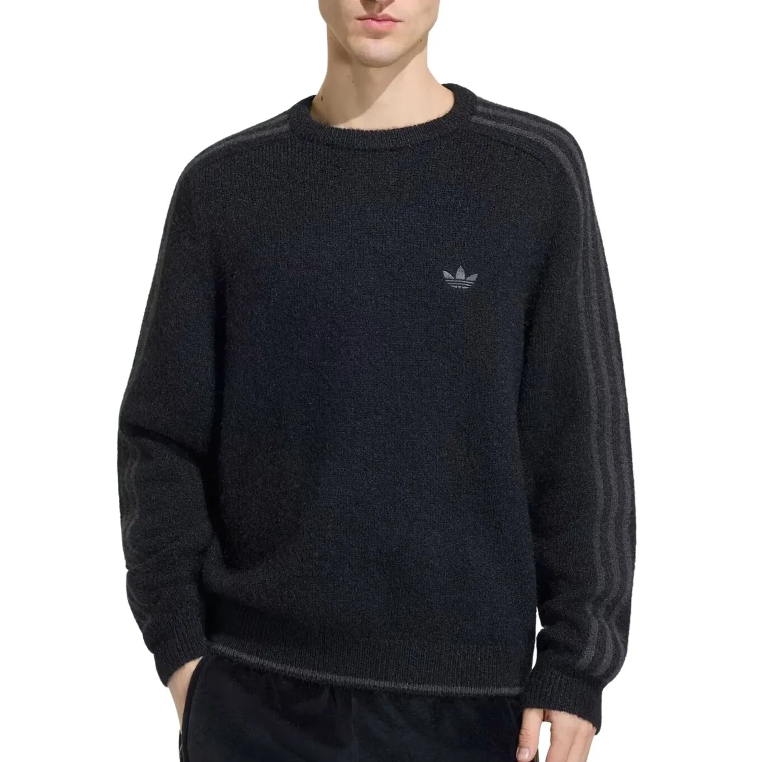 Мужская футболка Three Stripes Fluffy Knit Sweatshirt Asia Sizing 'Black' adidas, черный — фото 3