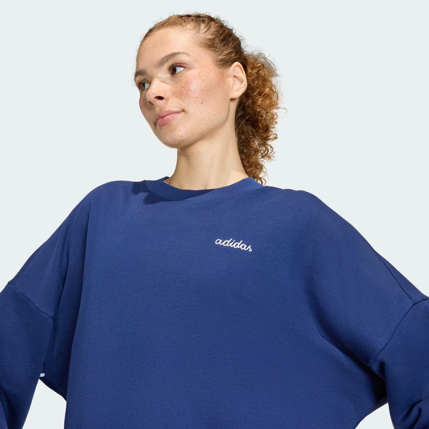Женский хлопковый свитшот Seasonal Essentials Colorpop Adidas, Dunkelblau Weiss — фото 4