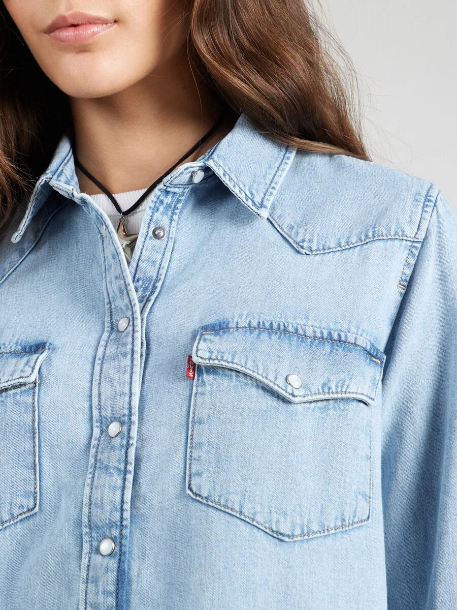 Блузка LEVI'S 'The Ultimate Western Shirt' светло-голубого цвета — фото 2