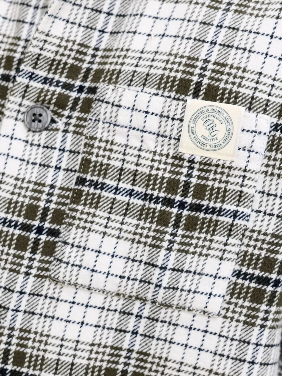 Детская рубашка Jack & Jones Junior стандартного кроя на пуговицах, зеленая с белыми пуговицами — фото 4