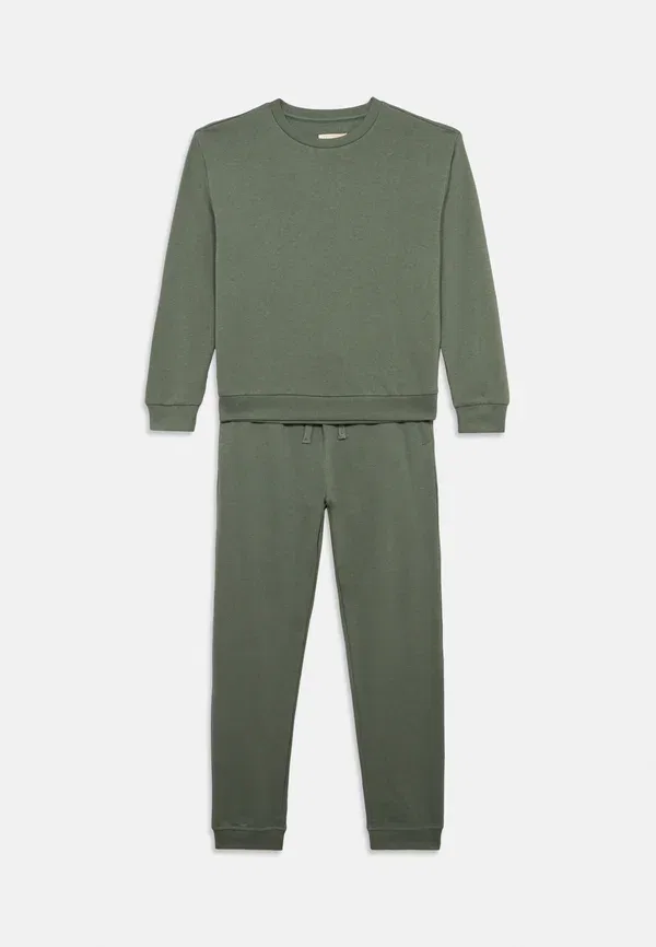 Комплект из джоггеров и худи Yourturn Kids Green, зеленый