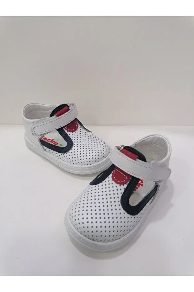 Детские туфли для девочек кожаные с ортопедической подошвой Özgür Kids, White — фото 2
