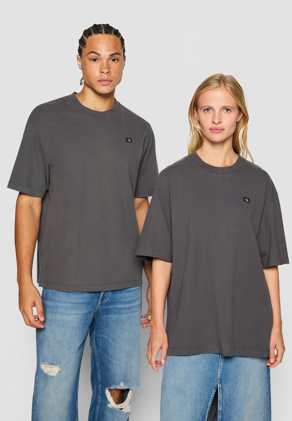 

Базовая футболка EXCLUSIVE LABEL LONG TEE UNISEX Calvin Klein Jeans, черный