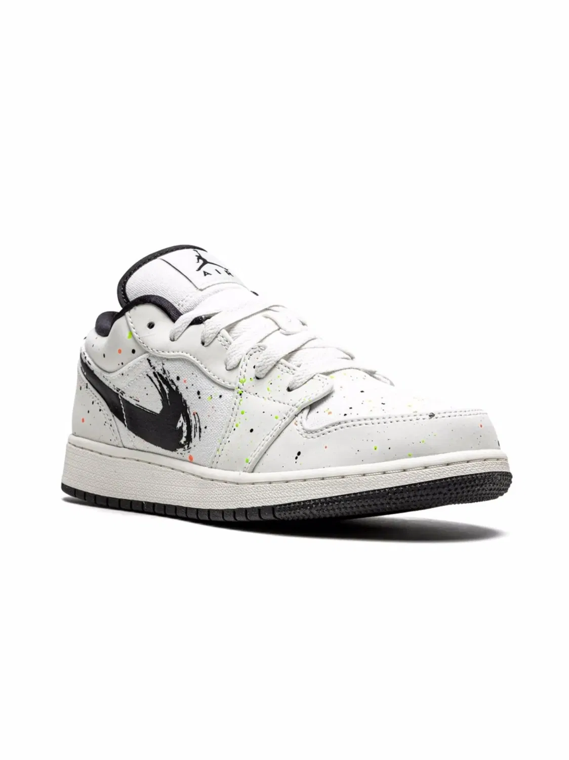 Кроссовки Air Jordan 1 Low SE "Paint Splatter", белый