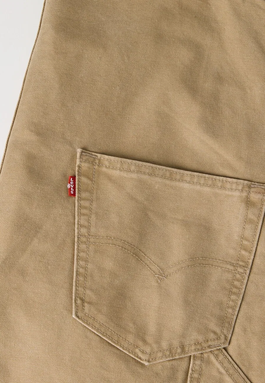 Джинсовый комбинезон LEVI'S свободного кроя, цвет светло-коричневый — фото 4