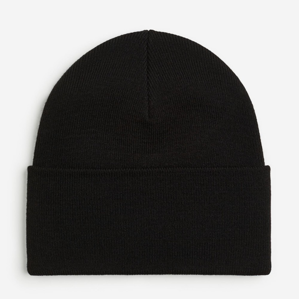 

Шапка H&M Knitted, черный