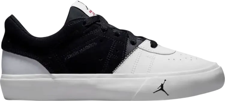 

Кроссовки Jordan Series.03 GS Black White, черный