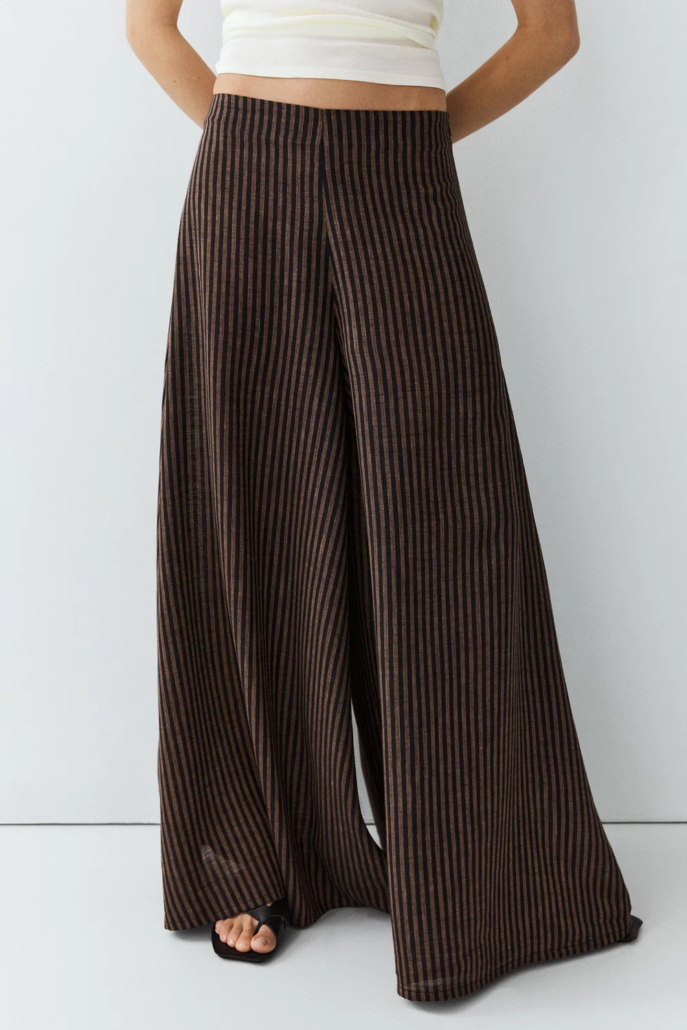 Юбка-шорты Massimo Dutti, полосатые, струящиеся, из смесовой льняной ткани, темно-синий — фото 2