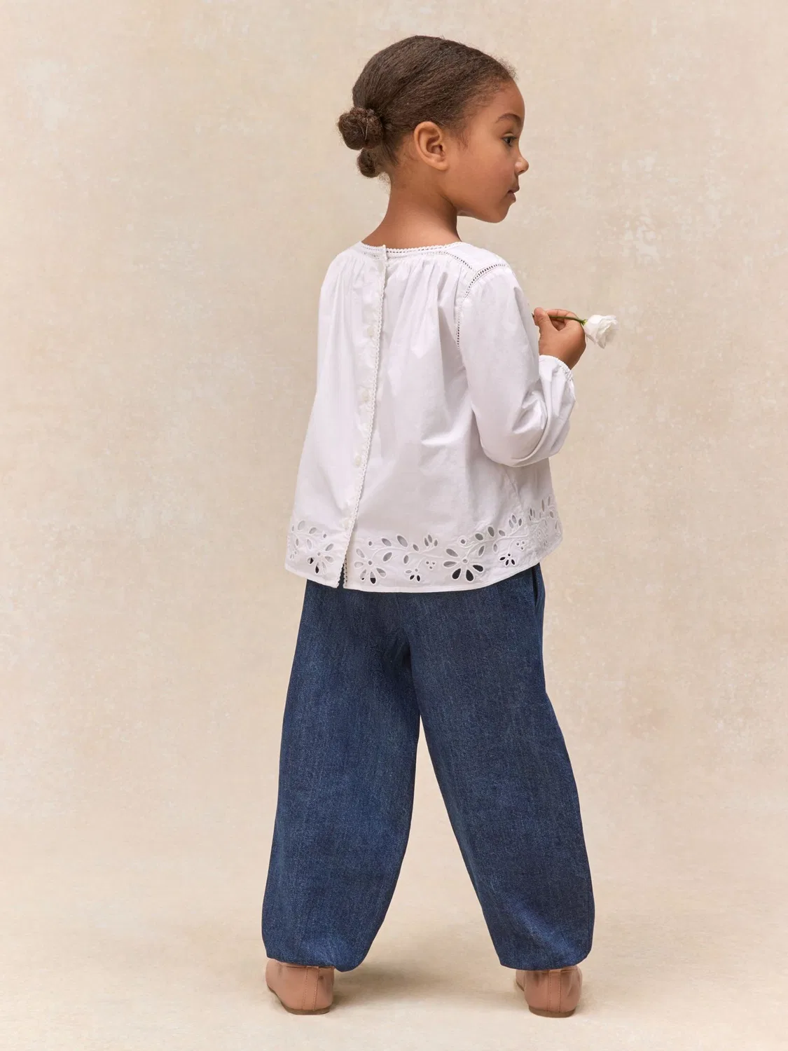Комплект из блузы и брюк, хлопок The White Company, белый — фото 2