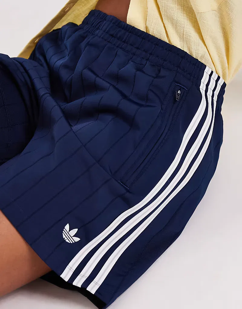 Шорты Adidas Originals Firebird в темно-синюю полоску — фото 3
