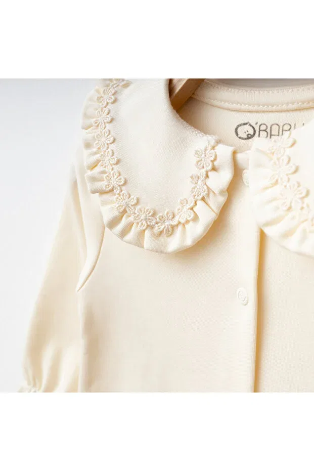 Детский комбинезон для девочек с кружевным воротником Basics O Baby, Ecru — фото 2
