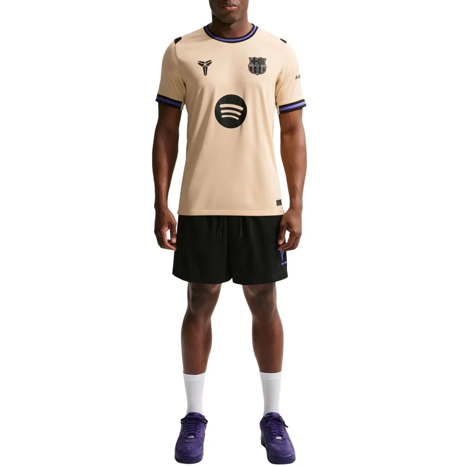 Мужская игровая майка Kobe x F.C. Barcelona 2025/26 Stadium Away Dri-FIT Replica T-Shirt 'Team Gold Per Nike, Team Gold/Persian Violet/Black — фото 3