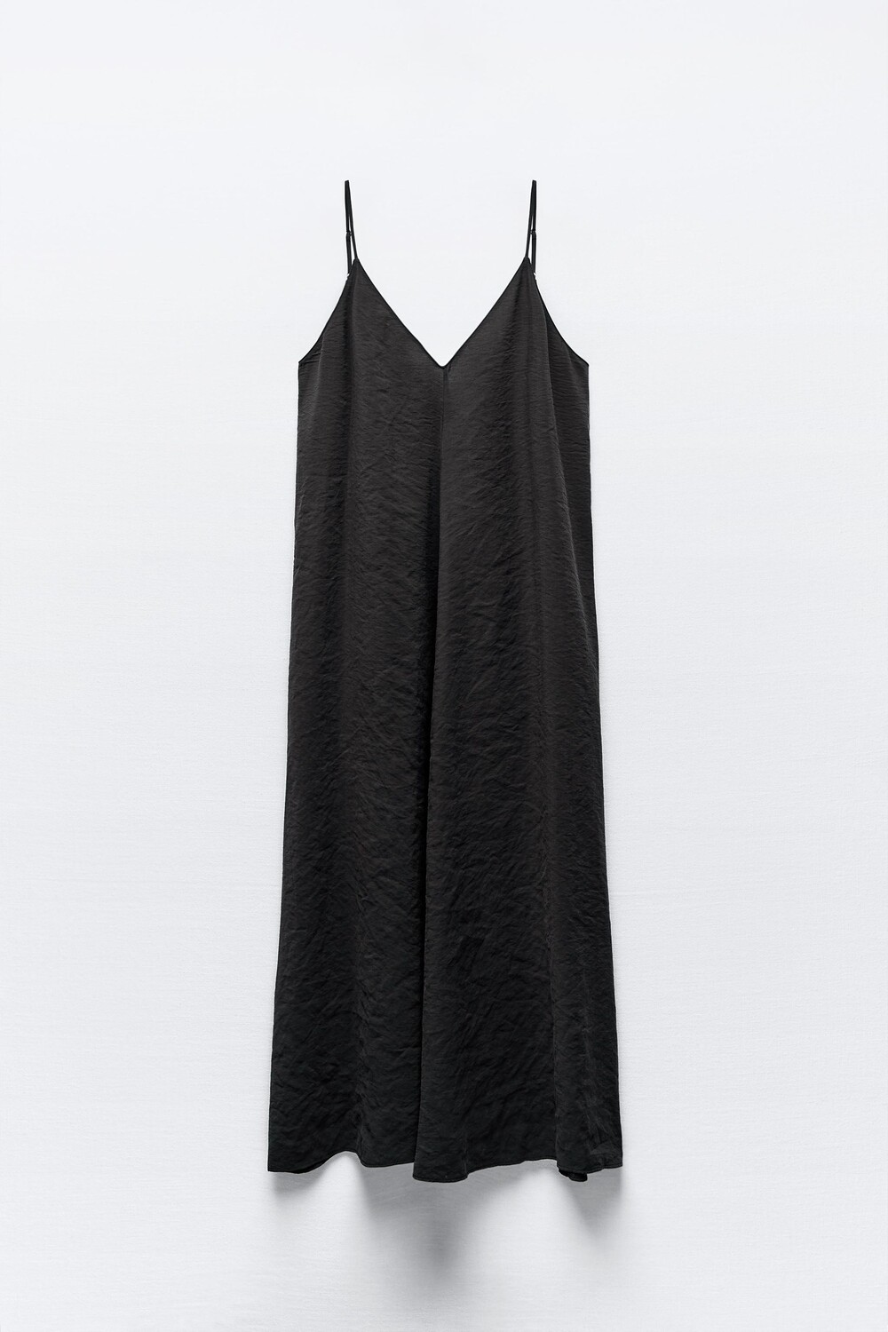 

Платье Zara Flowing Voluminous, черный
