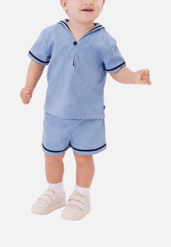 Комплект: топ с v-образным вырезом и шорты Marl Petit Bateau bleu clair, светло-голубой