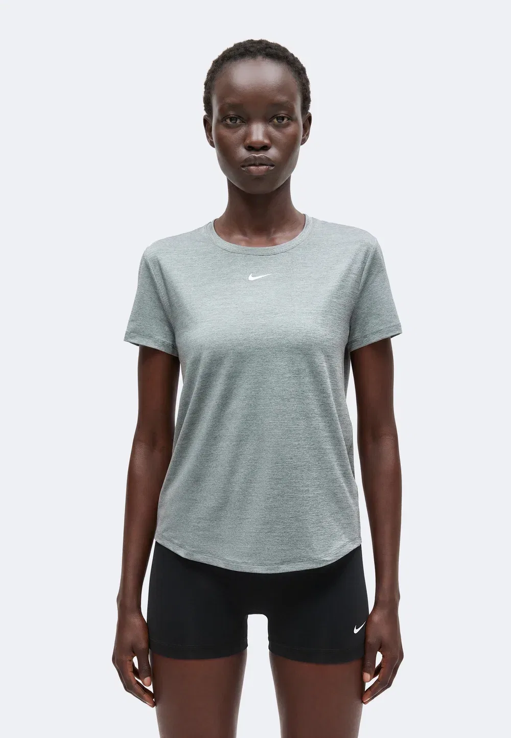 Классика - спортивная футболка Nike Performance, Smoke Grey Heather/White