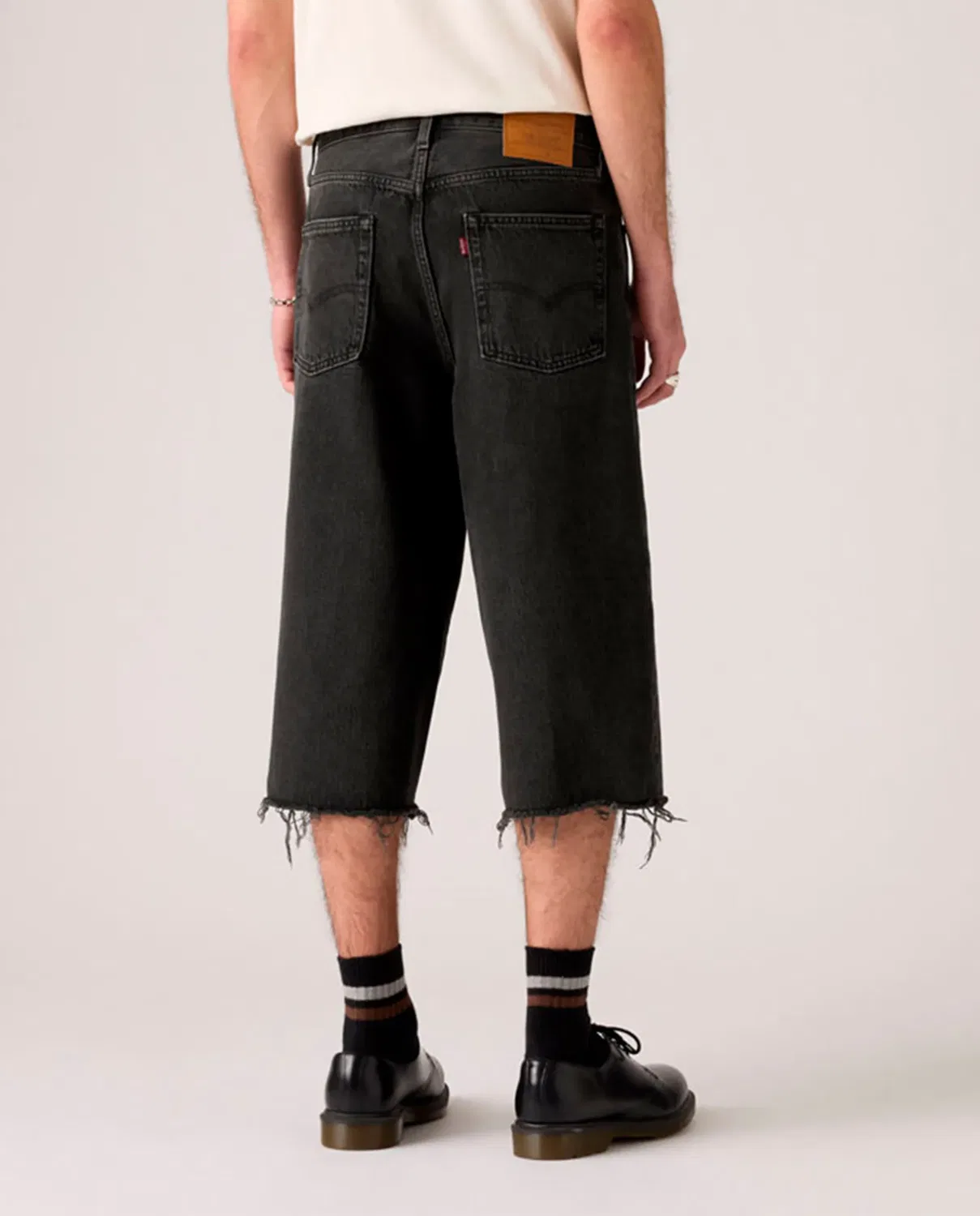 Мужские джинсы свободного кроя 478 Baggy Capri Levi's, Gris Oscuro — фото 3