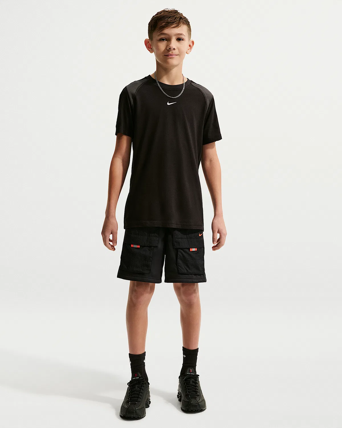 Детские шорты Nike Sportswear City Utility, Black/Black/Turf Orange
