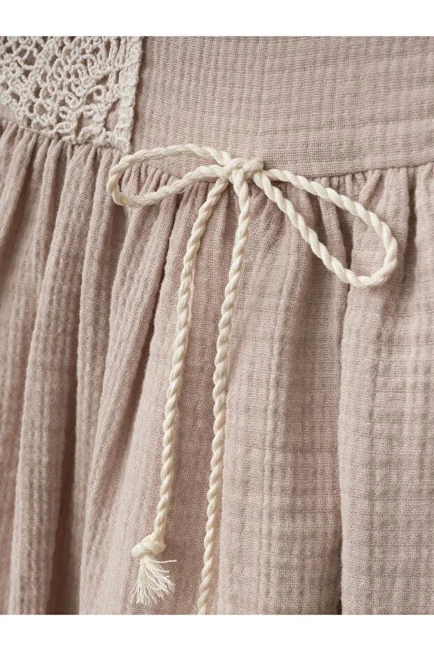 Детское платье для девочек с вышивкой Guipure detailed muslin baby girl dress Cherrys Bebek, Mink — фото 2