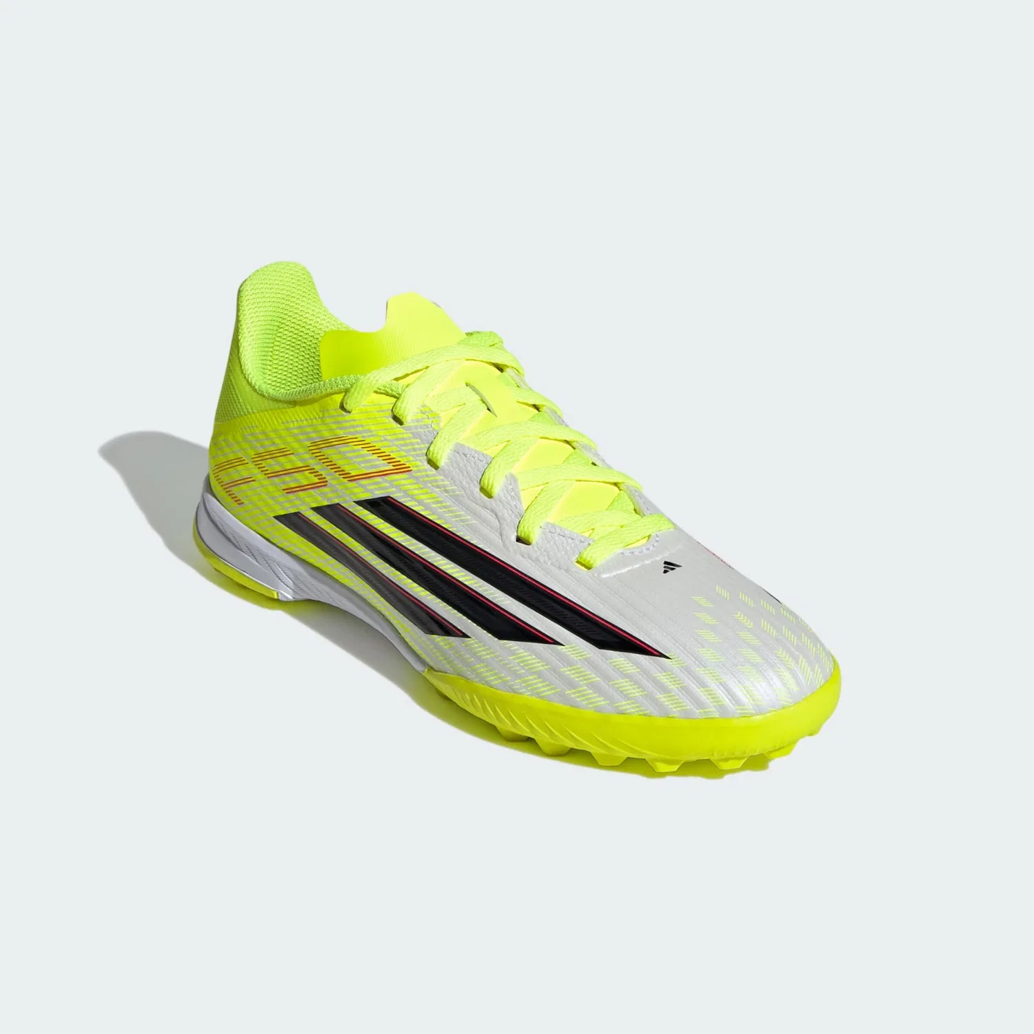 Спортивные кроссовки Adidas Performance F50 League желтого цвета — фото 4